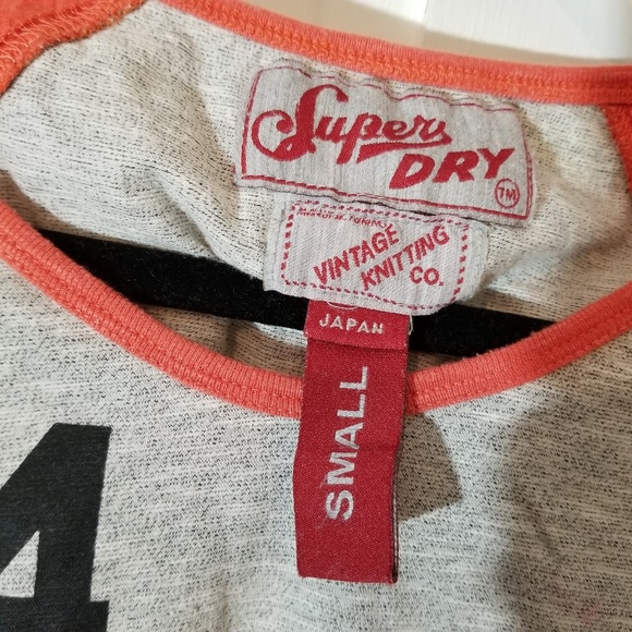 Superdry Graphic Baseball 3/4 Contrast Sleeve Tee - Picture 3 of 4